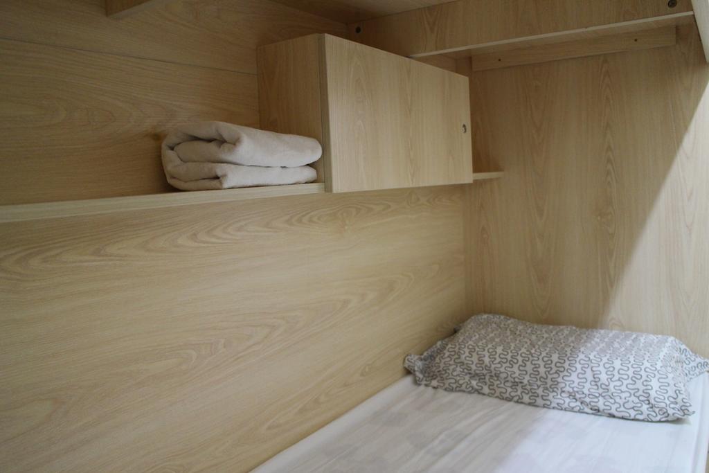 Orchid Inn Гонконг Екстер'єр фото